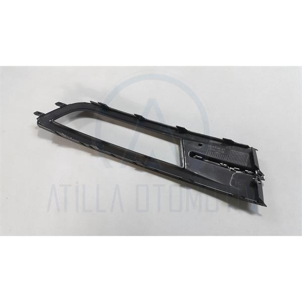 VOLKSWAGEN PASSAT B8 15-19 TAMPON SİS ÇERÇEVESİ KROM SAĞ