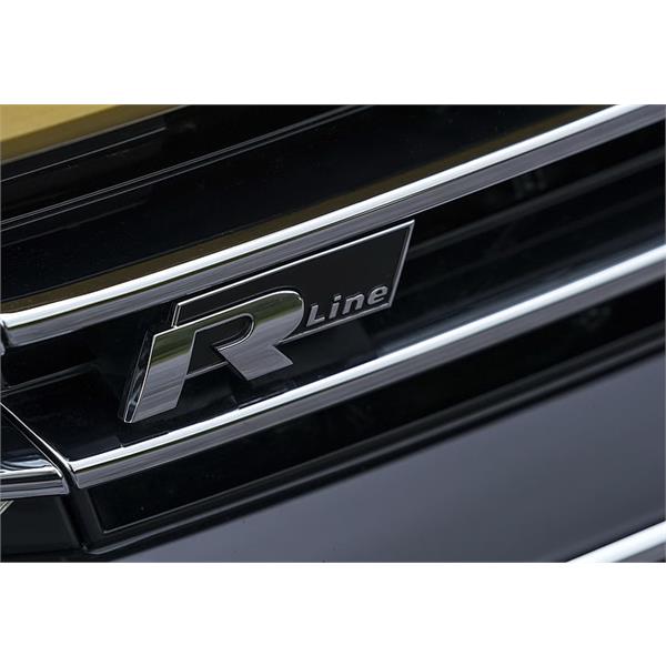 2 x VW GOLF 8 5H 2020-2025 R-LİNE ÖN PANJUR - BAGAJ LOGOSU