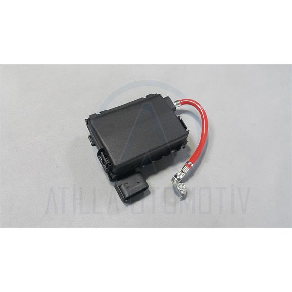 SKODA OCTAVİA A4 1U 97-05 AKÜ SİGORTA KUTUSU KABLOLU TİP