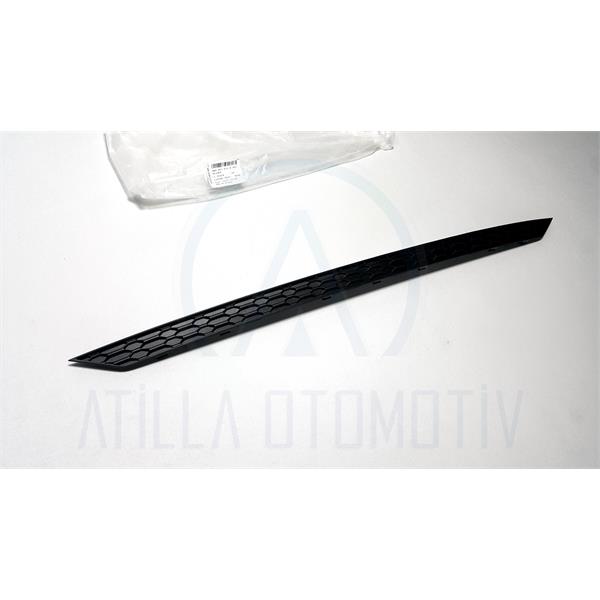 AUDİ A4 8W B9 16-24 S-LİNE ARKA TAMPON ÇITASI PLASTİK ORİJİNAL
