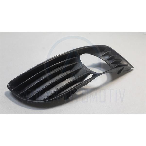 SEAT TOLEDO MK2 1M 1998-2004 SİS FARI ÇERÇEVESİ SİSLİ SAĞ