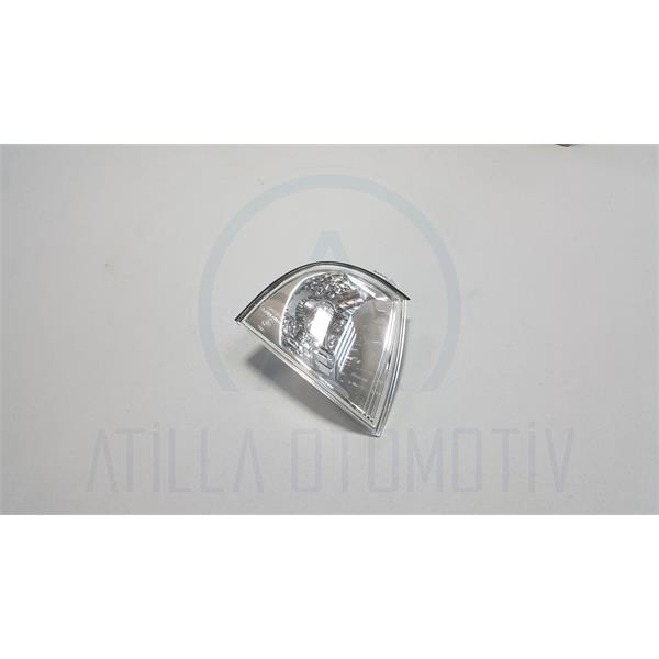 SKODA OCTAVİA A4 1U 2000-2010 ÖN SİNYAL ŞEFFAF SAĞ DEPO