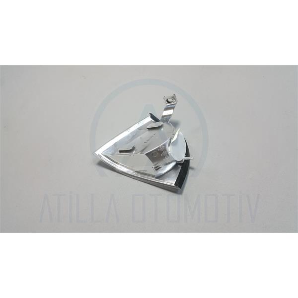 SKODA OCTAVİA A4 1U 2000-2010 ÖN SİNYAL ŞEFFAF SAĞ DEPO