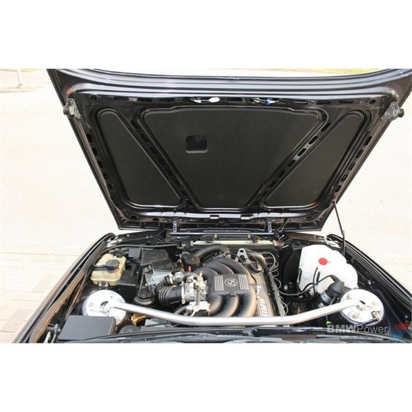 BMW 3 SERİSİ E30 82-94 KAPUT SÜNGERİ - İZOLASYONU 3 PARÇA TAKIM
