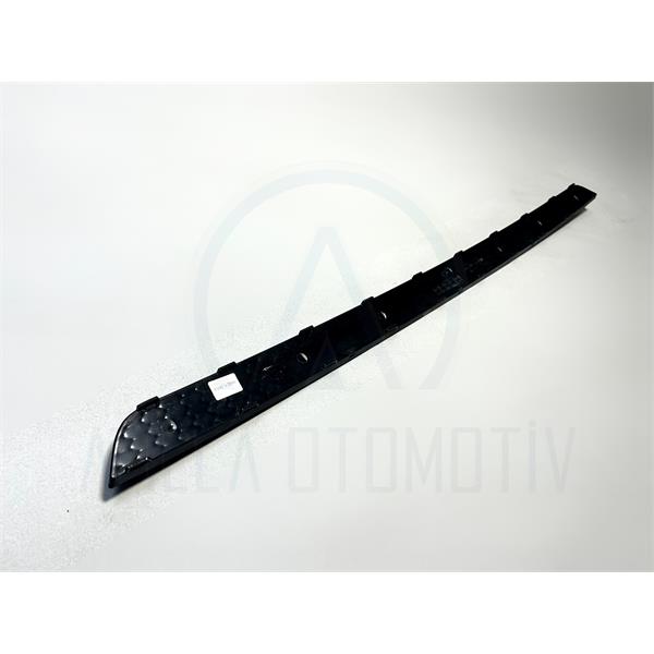 AUDİ Q7 4L 2010-2015 S-LİNE ARKA TAMPON PETEK ORTA IZGARA