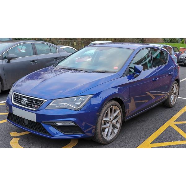 SEAT LEON 5F 2016-2020 FR ÖN TAMPON SİS FARI ÇERÇEVESİ SOL