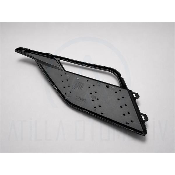 SEAT LEON 5F 2016-2020 FR ÖN TAMPON SİS FARI ÇERÇEVESİ SAĞ