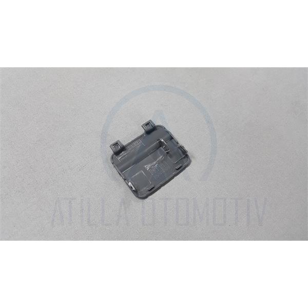 BMW 3 SERİSİ E90 LCİ M ARKA TAMPON ÇEKİ DEMİR KAPAĞI