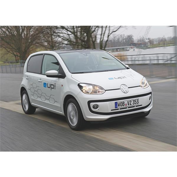 VOLKSWAGEN UP 2011-2018 ÖN SİLECEK SETİ 600mm / 380mm SWF
