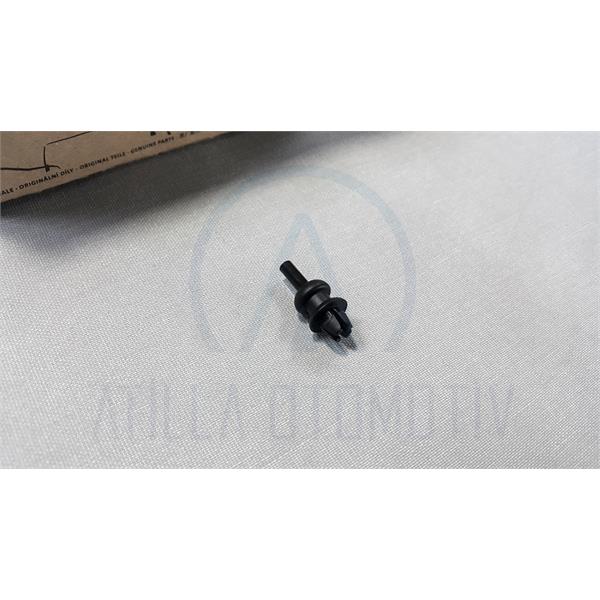 VW GOLF MK2 1984-1992 BAGAJ ASKI İPİ TUTUCU PİM ORİJİNAL