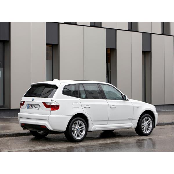 BMW X3 E83 03-11 ARKA TAMPON ORTA ÇEKİ KAPAĞI M SPORT ORİJİNAL