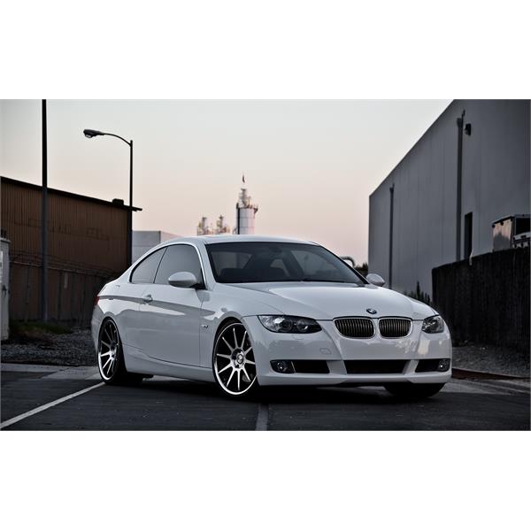 BMW 3 SERİSİ E92 E93 COUPE CABRİO ÖN SİLECEK SETİ 600MM/400MM SWF