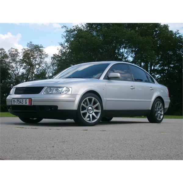 2 x VW PASSAT B5 97-00 ÖN FAR MERCEKLİ SOL-SAĞ TAKIM DEPO