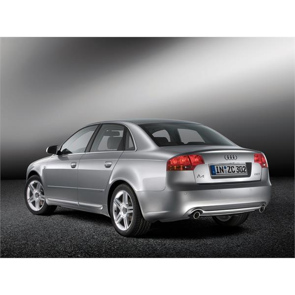 AUDİ A4 8E B6 B7 2001-2008 BAGAJ KAPAK ARMASI AMBLEM KROM