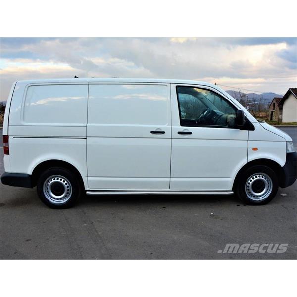 VW TRANSPORTER T6 2010-2015 PLASTİK JANT GÖBEĞİ SİYAH ORİJİNAL