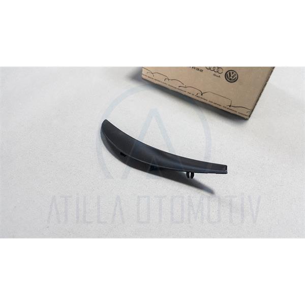 VW CADDY 2K5 2010-2015 ÇAMURLUK KÖŞE PLASTİĞİ SOL ORİJİNAL